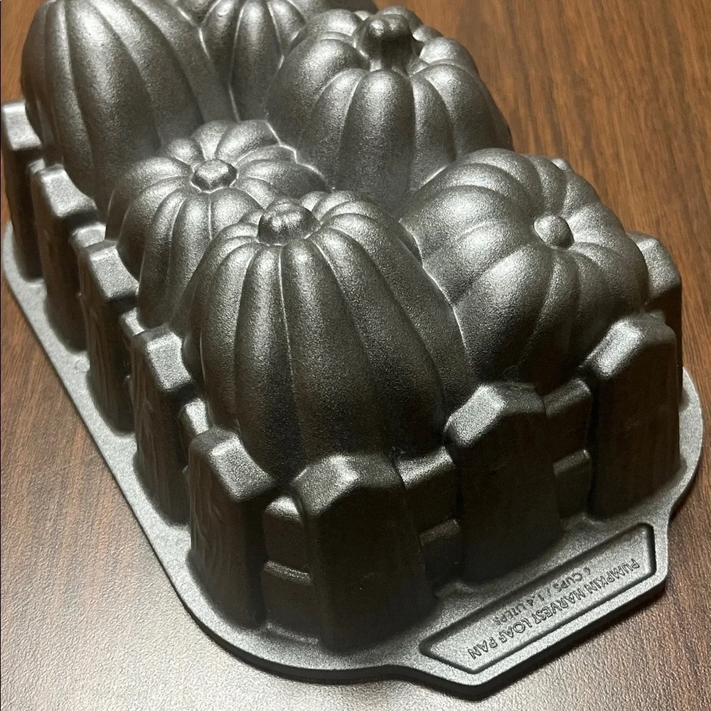 Nordic Ware‎ Pumpkin Patch Loaf Pan